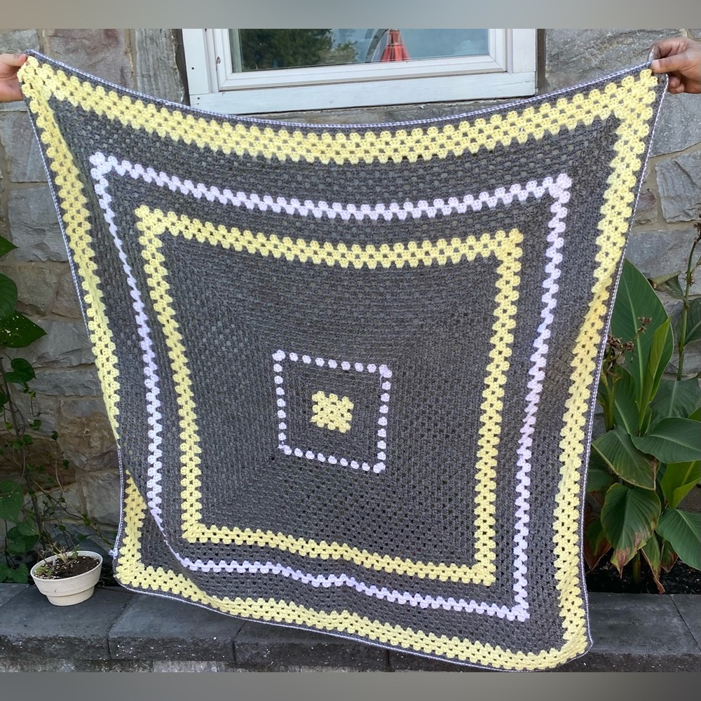 Granny Square Hand Crocheted Afghan Blanket Gorgeous